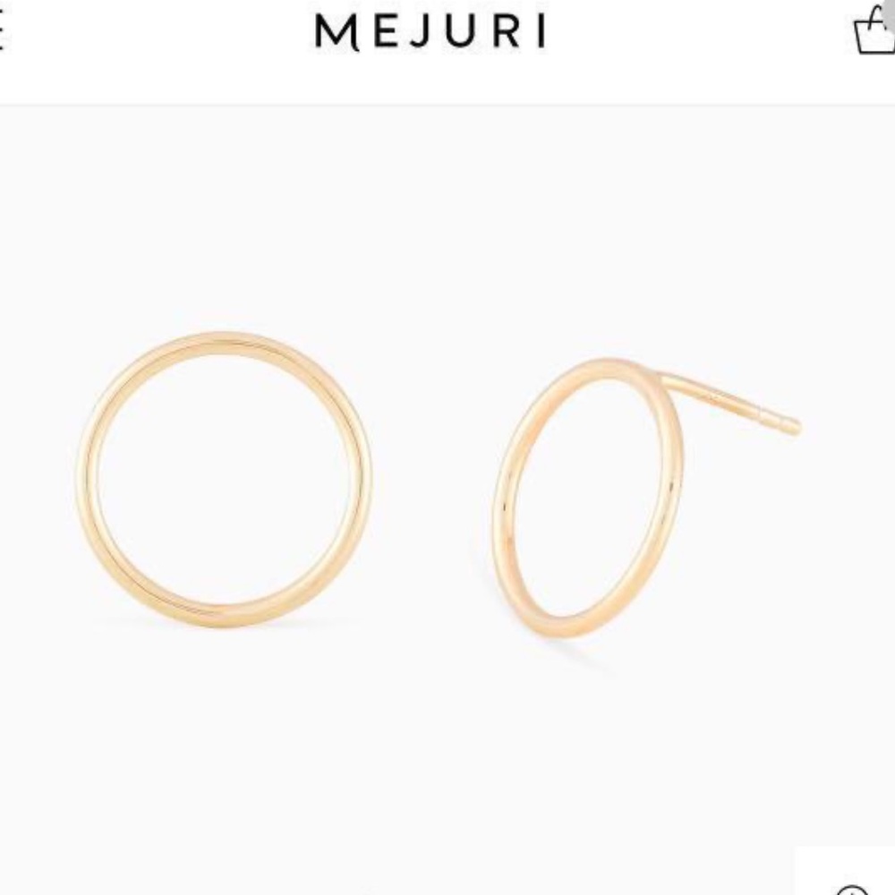 Mejuri 360 stud earring